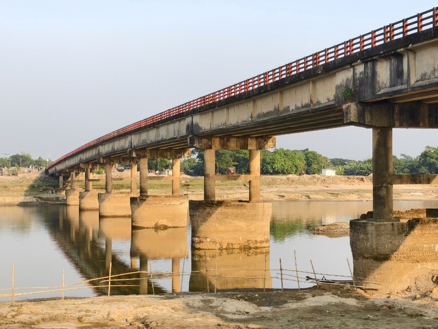 কোম্পানীগঞ্জে ভ্রাম্যমাণ আদালত চলাকালে হামলা