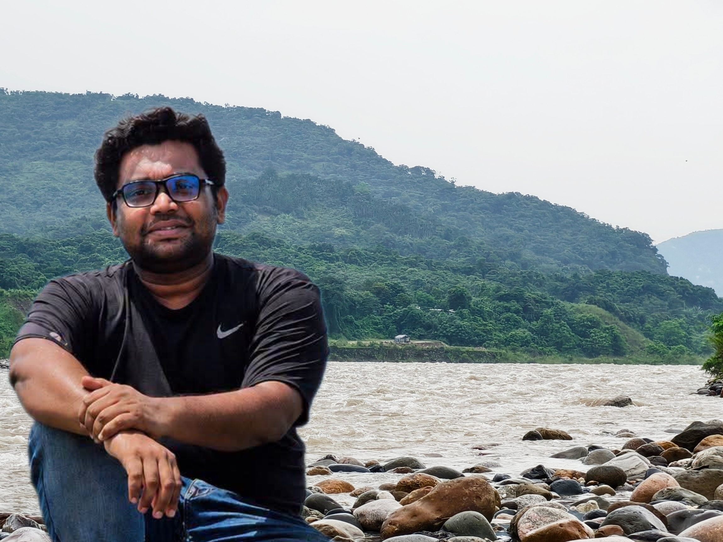 সাদাপাথরে বেড়াতে গিয়ে পর্যটক নিখোঁজ